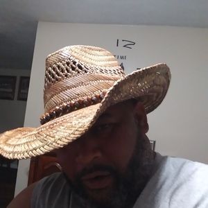 Meet your Posher, Dewayne